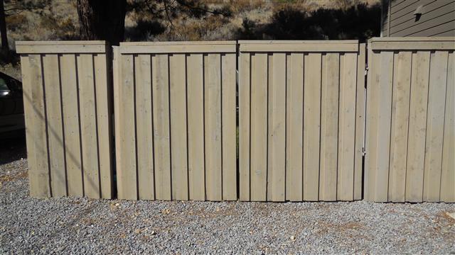 Board on board with cap and trim double drive gate