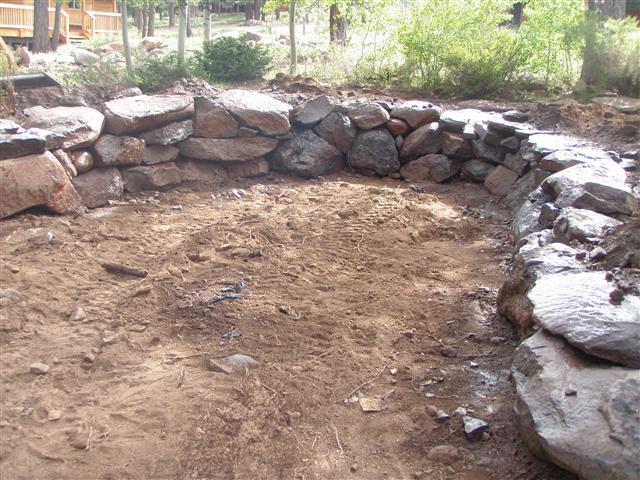 Boulder Retaing Wall 2 Custom