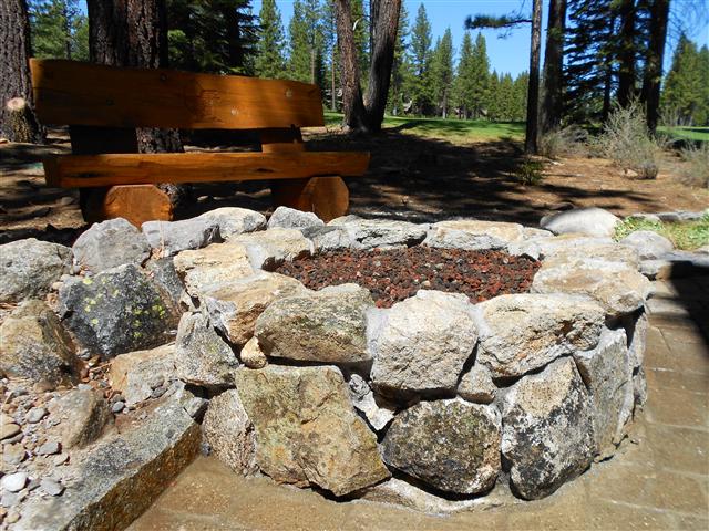 Wet set gas fire pit